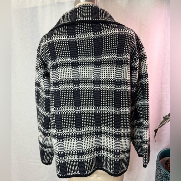 Sioni Black White Plaid Knit Button Front Jacket Sweater Coatigan Size M - Picture 2 of 5